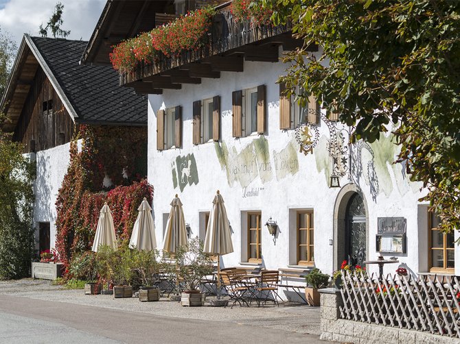 Benvenuti nell’Area Vacanze Sci e Malghe Rio Pusteria! Una locanda vista dall'esterno